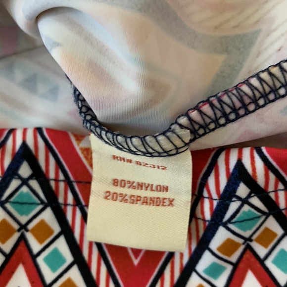 ๐บ2 for $23 ๐บ Multi-Color 3/4 Sleeve Dress - Picture 10 of 11